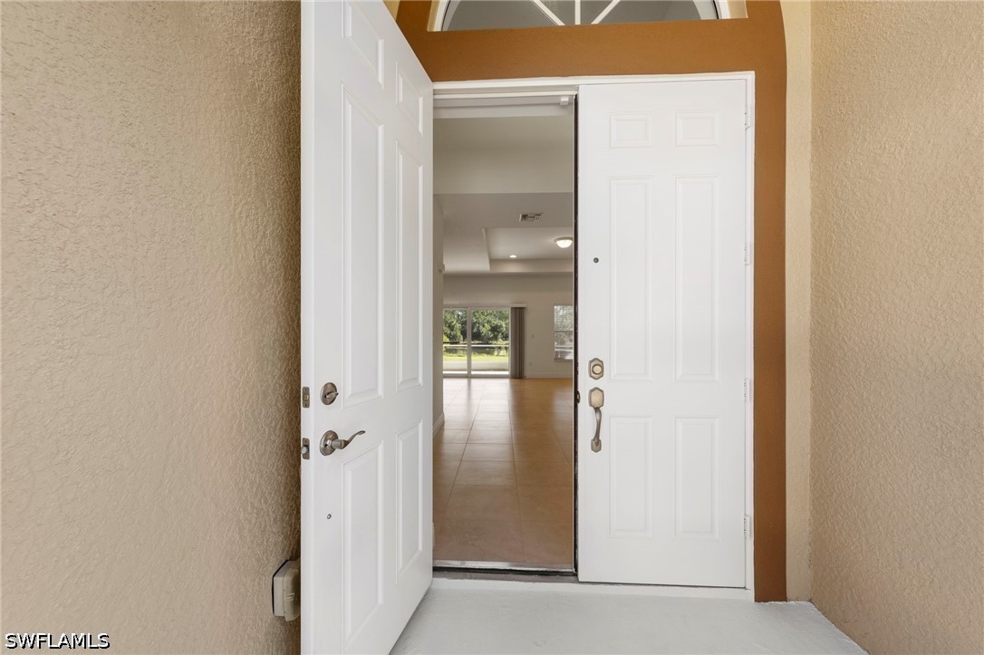 3 Bed Waterfront Home for Sale in Naples, photo 7
