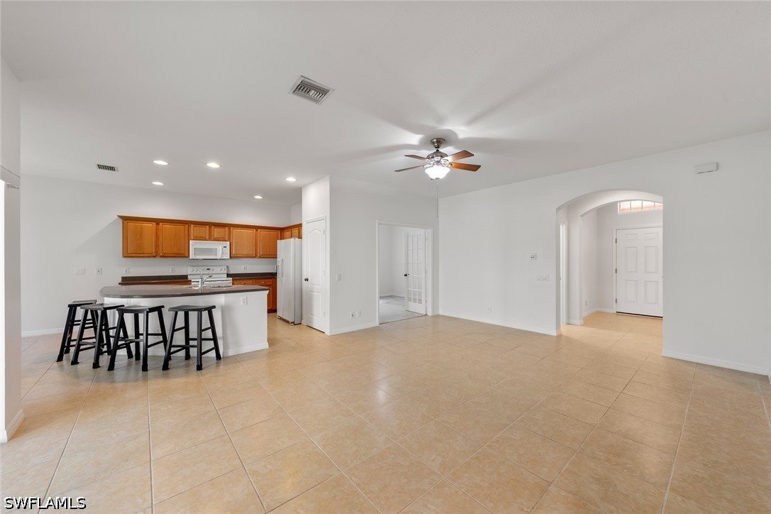 3 Bed Waterfront Home for Sale in Sandoval, photo 7