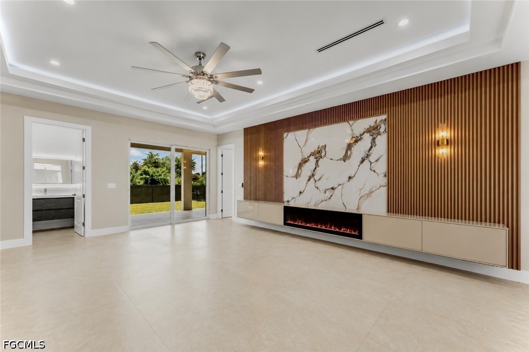 4 Bed SingleFamilyResidence for Sale in Lehigh Acres, photo 7