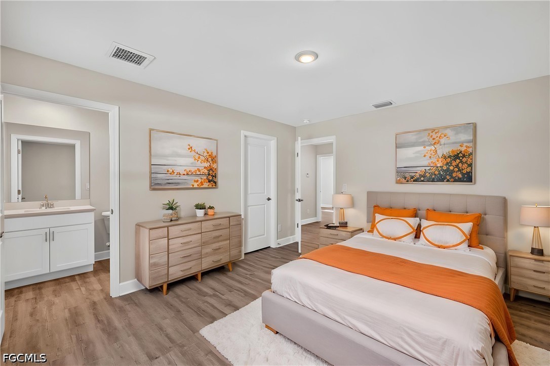 4 Bed SingleFamilyResidence for Sale in Cape Coral, photo 7