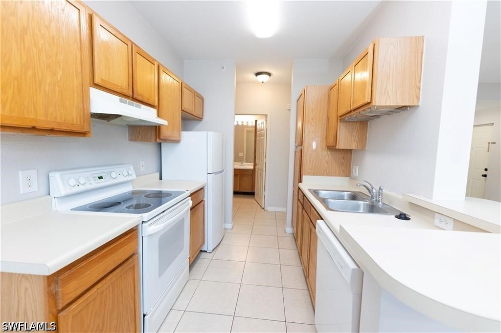 1 Bed Condominium for Sale in Fairway Preserve, photo 7
