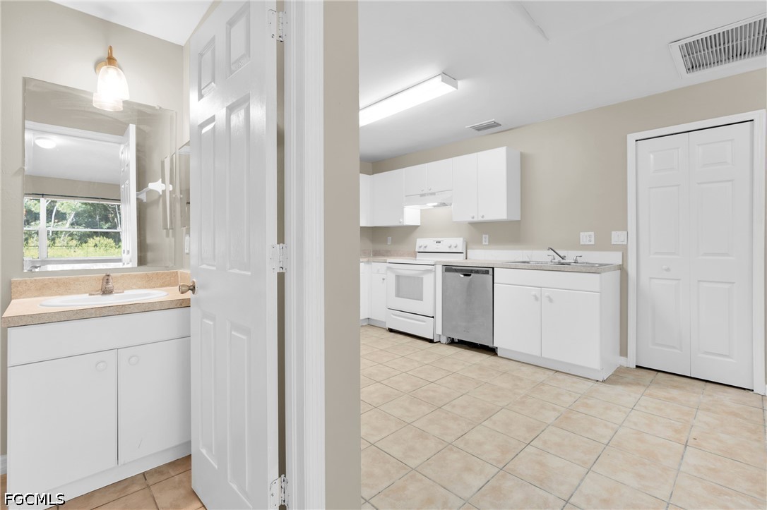 6 Bed Duplex for Sale in Lehigh Acres, photo 7