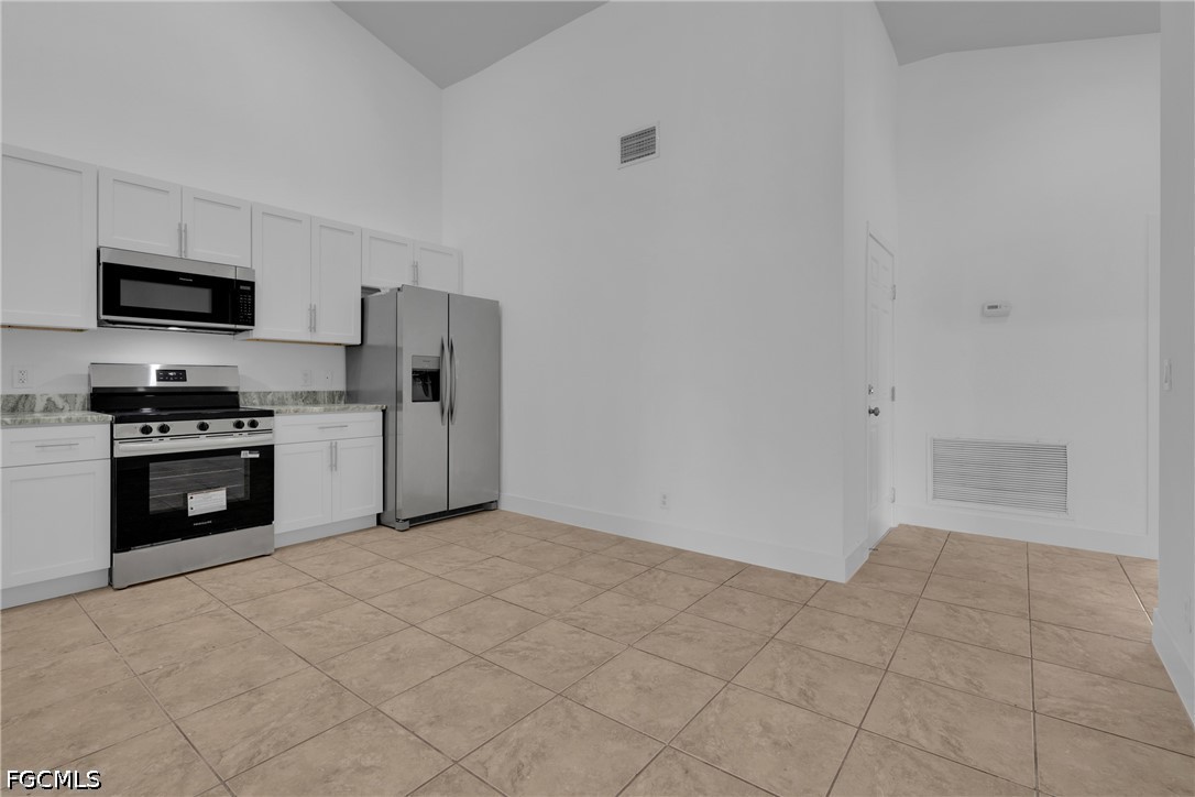 6 Bed Duplex for Sale in Lehigh Acres, photo 7