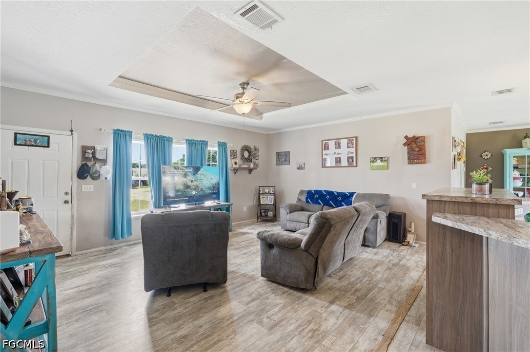 4 Bed ManufacturedHome for Sale in Labelle, photo 7