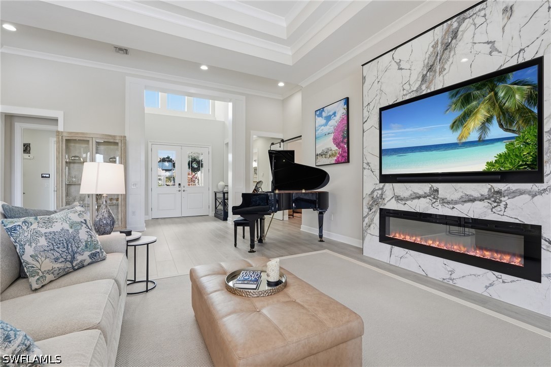 3 Bed Pool Home for Sale in Naples, photo 7
