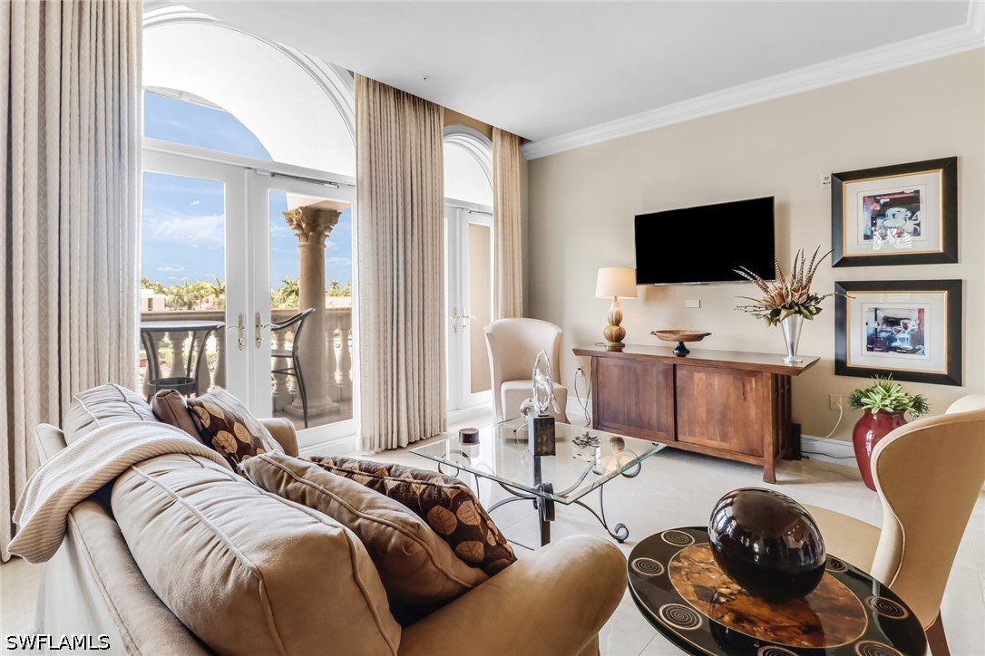 2 Bed Condominium for Sale in Olde Naples, photo 7