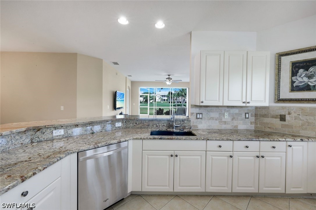 3 Bed Waterfront Home for Sale in Hunters Ridge, photo 7