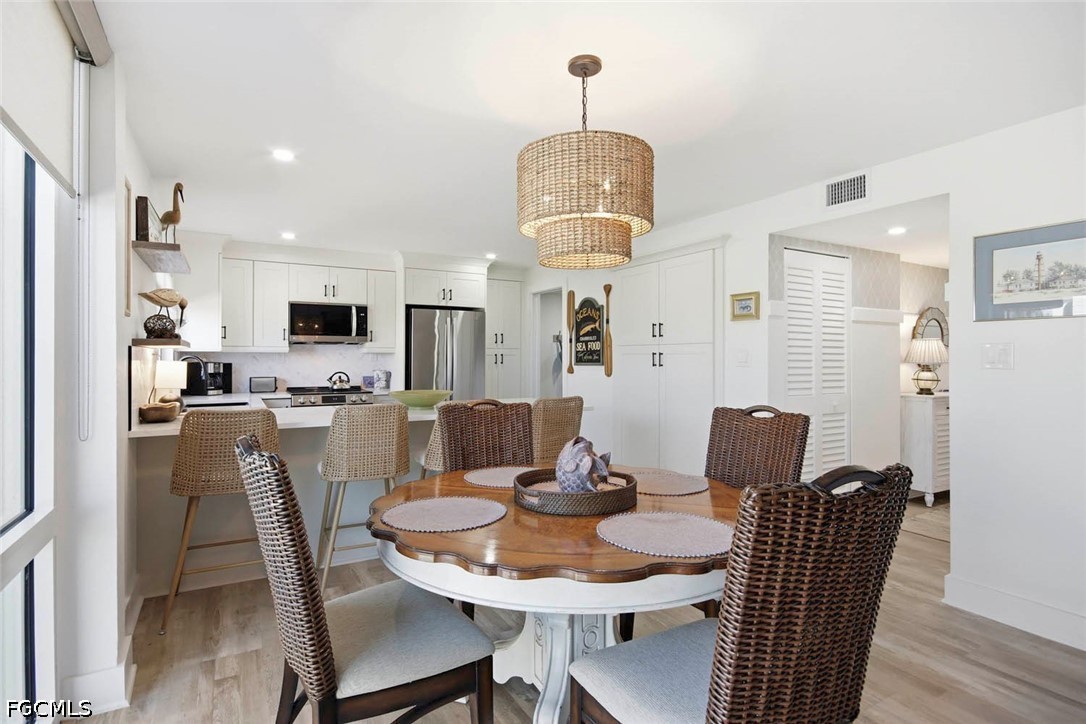 2 Bed Waterfront Home for Sale in Sanibel, photo 7