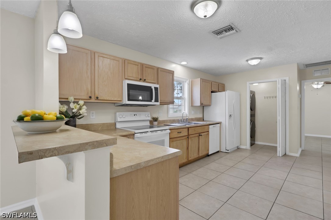 2 Bed Waterfront Home for Sale in Naples, photo 7