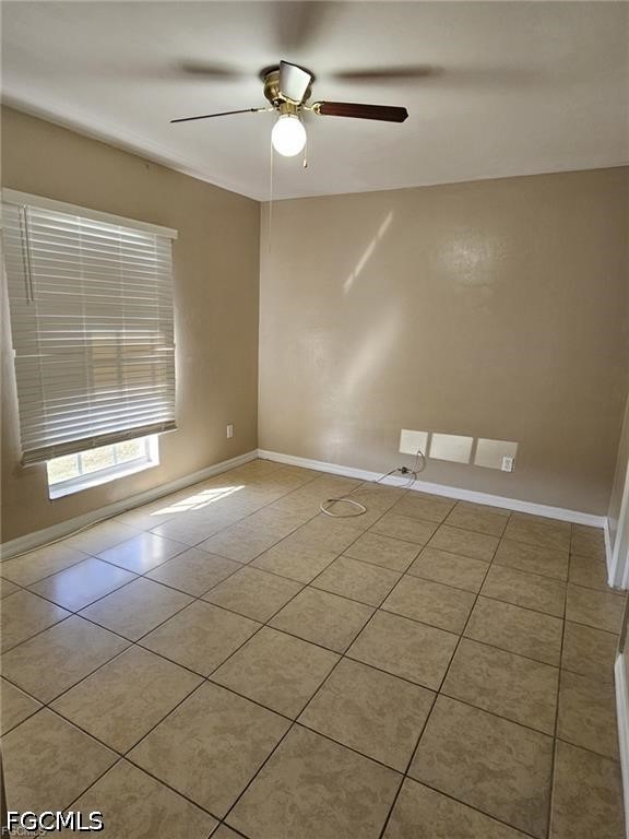 3 Bed SingleFamilyResidence for Sale in Lehigh Acres, photo 7