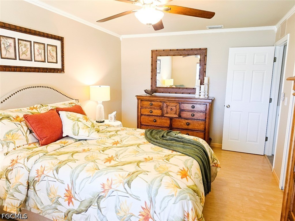 3 Bed Pool Home for Sale in Cape Coral, photo 7
