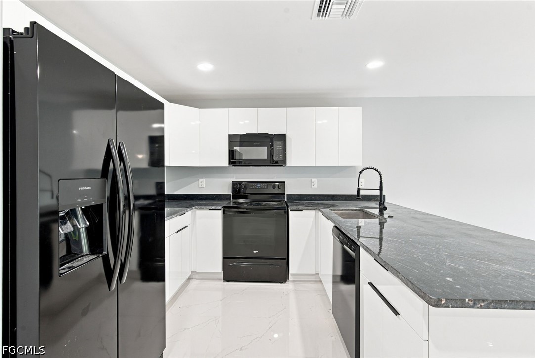 6 Bed Duplex for Sale in Lehigh Acres, photo 7
