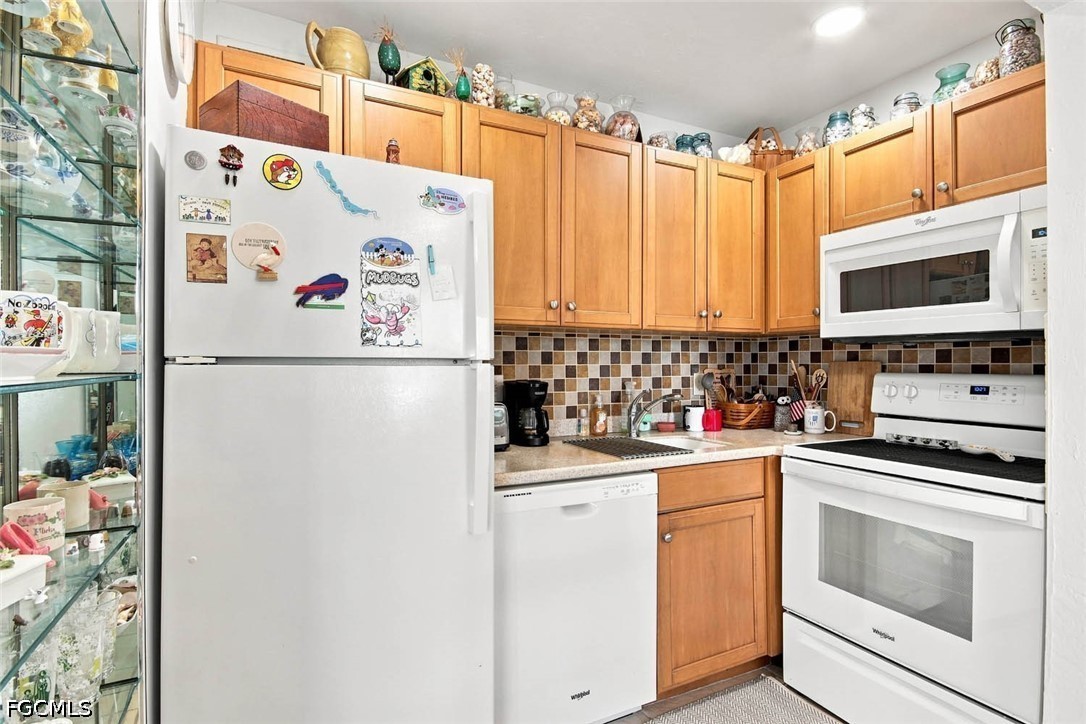 2 Bed Condominium for Sale in Tennisplace, photo 7