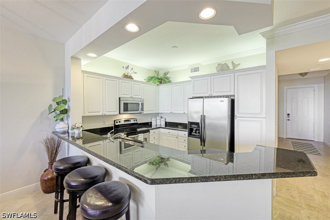 3 Bed Waterfront Home for Sale in Regatta, photo 7