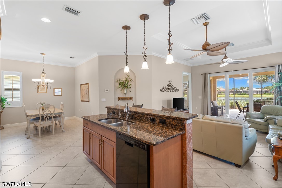 3 Bed Waterfront Home for Sale in Materita, photo 7