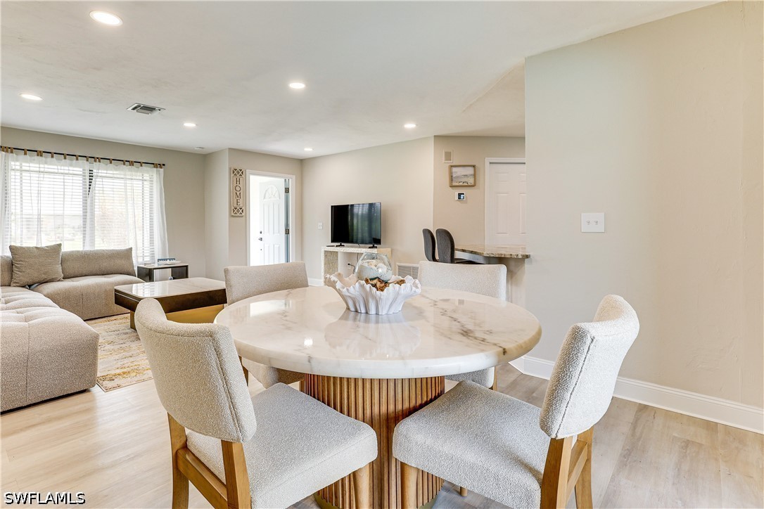 3 Bed Pool Home for Sale in Fort Myers, photo 7