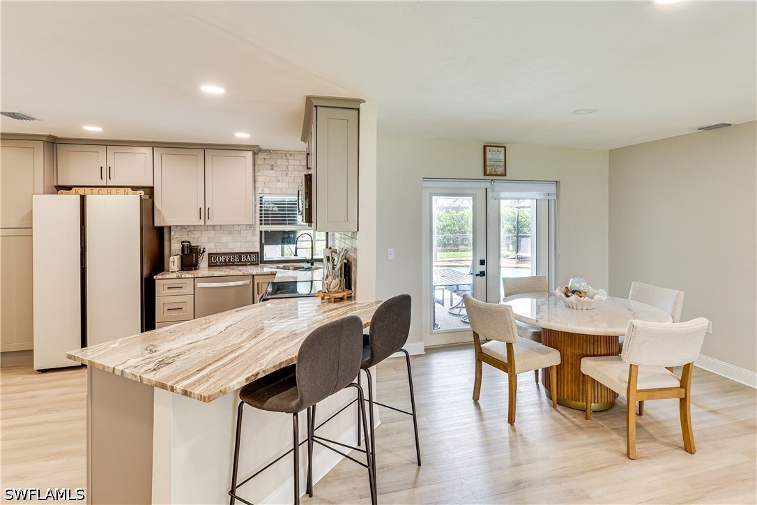 3 Bed Pool Home for Sale in Fort Myers, photo 7