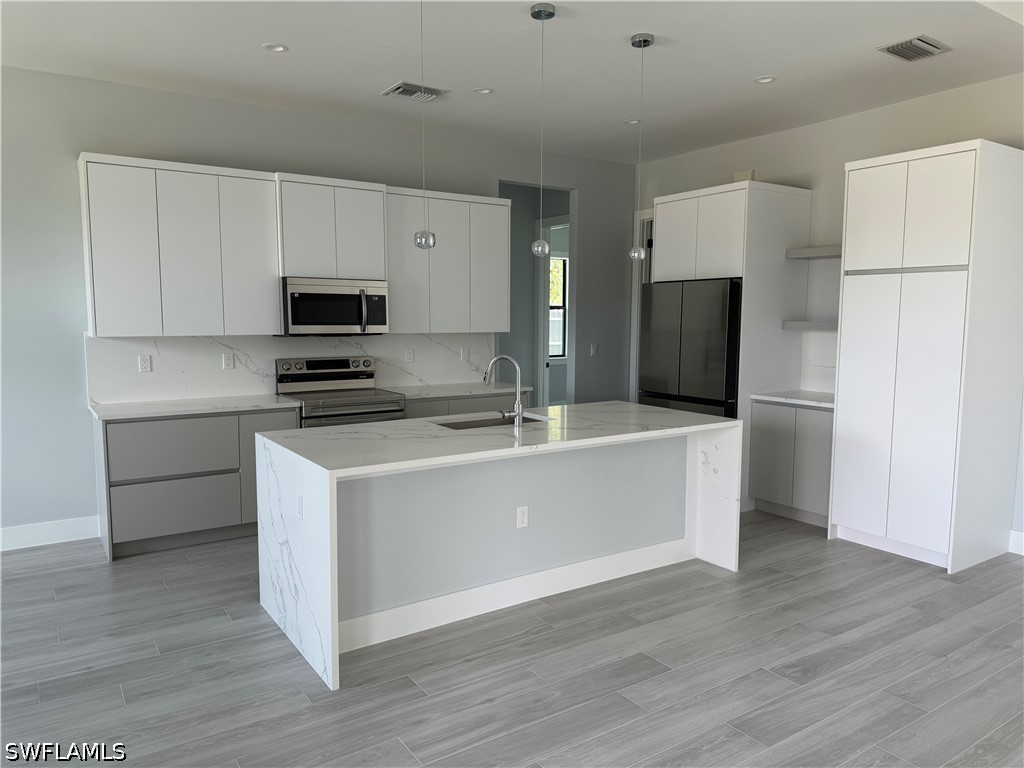 2 Bed SingleFamilyResidence for Sale in Naples, photo 7