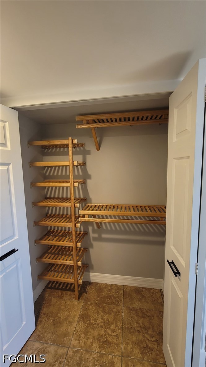 2 Bed Condominium for Sale in Fort Myers, photo 7