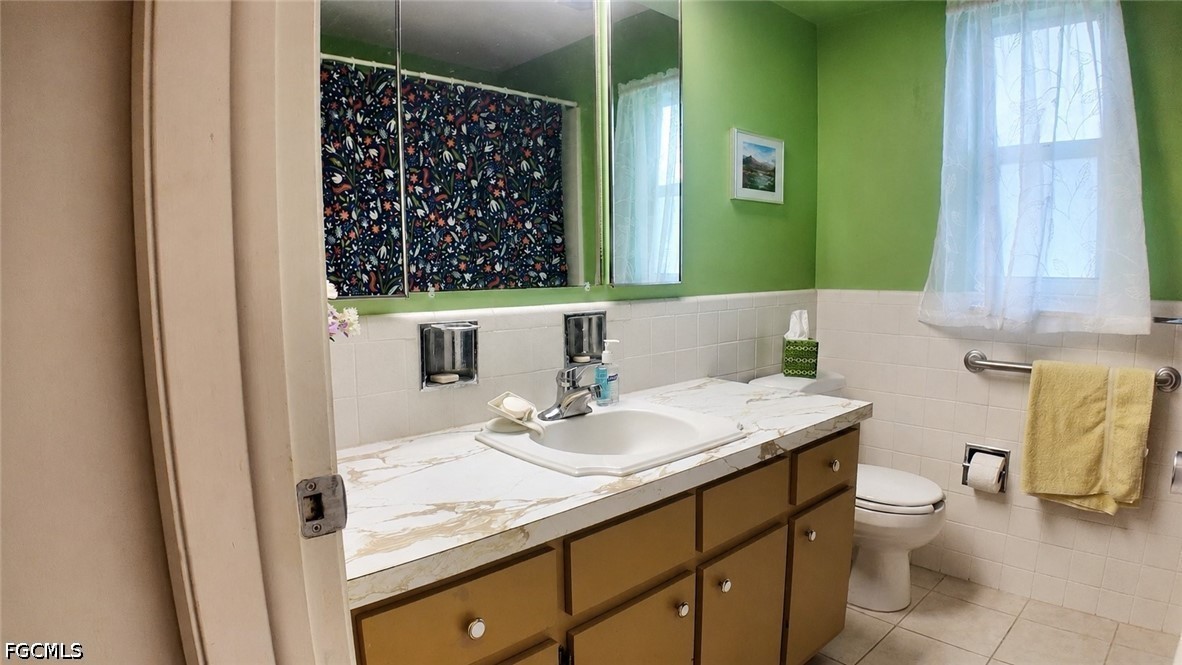3 Bed SingleFamilyResidence for Sale in Naples, photo 7