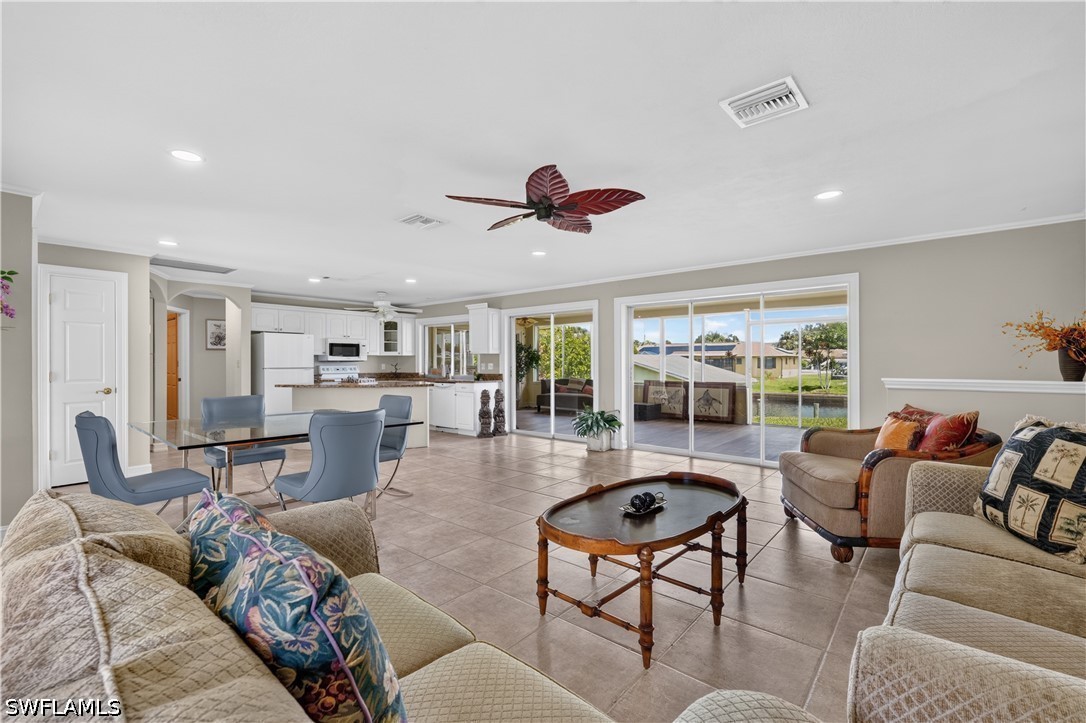 3 Bed Waterfront Home for Sale in Fort Myers, photo 7