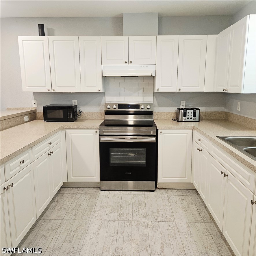 3 Bed SingleFamilyResidence for Sale in Lehigh Acres, photo 7
