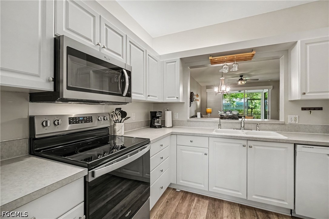 2 Bed Condominium for Sale in Willowbrook, photo 7