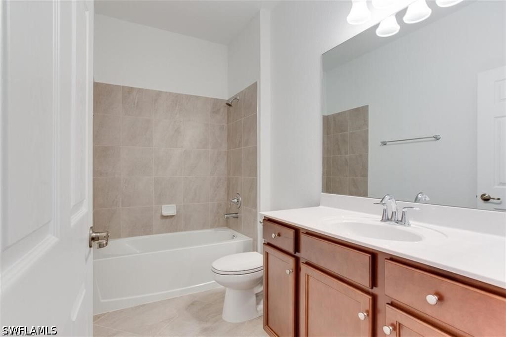 2 Bed Attached for Sale in Naples, photo 7