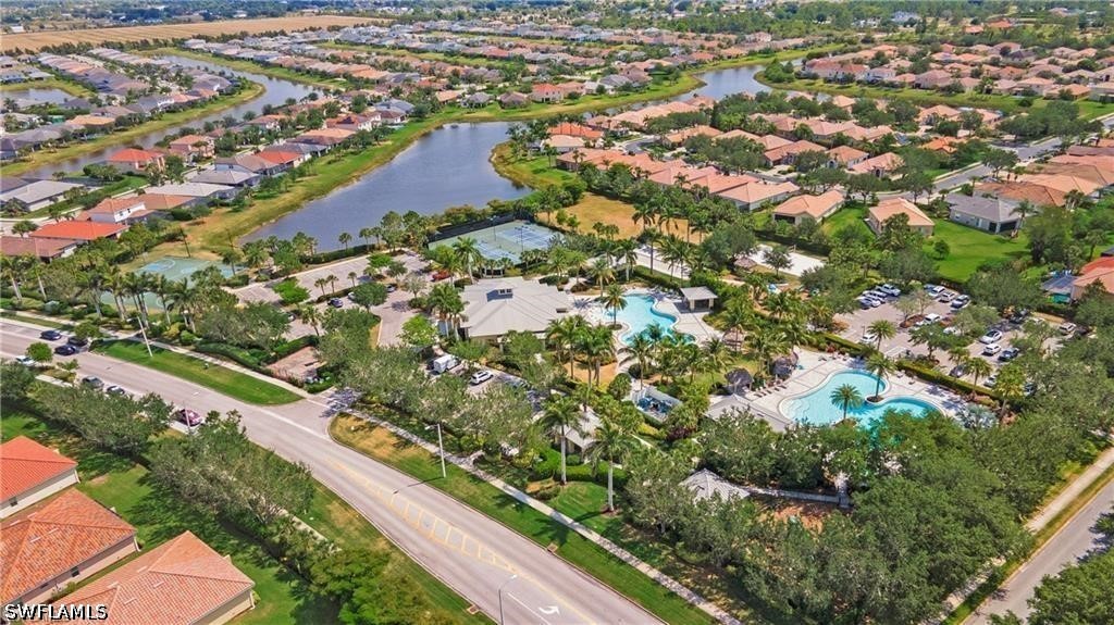3 Bed Waterfront Home for Sale in Naples, photo 7