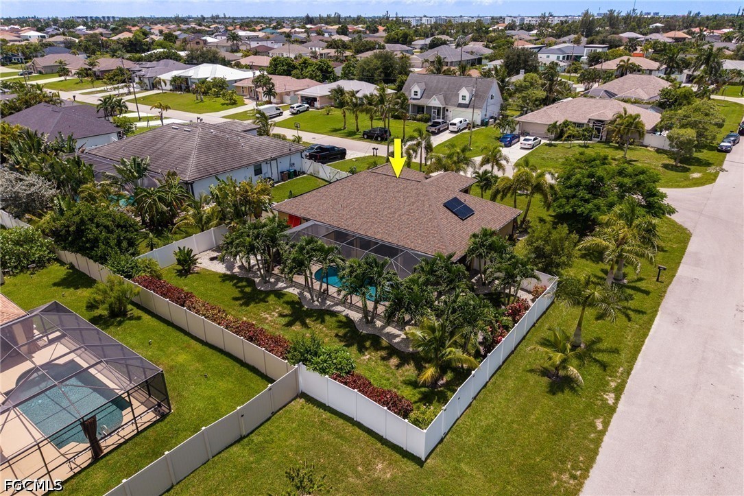 3 Bed Pool Home for Sale in Cape Coral, photo 7