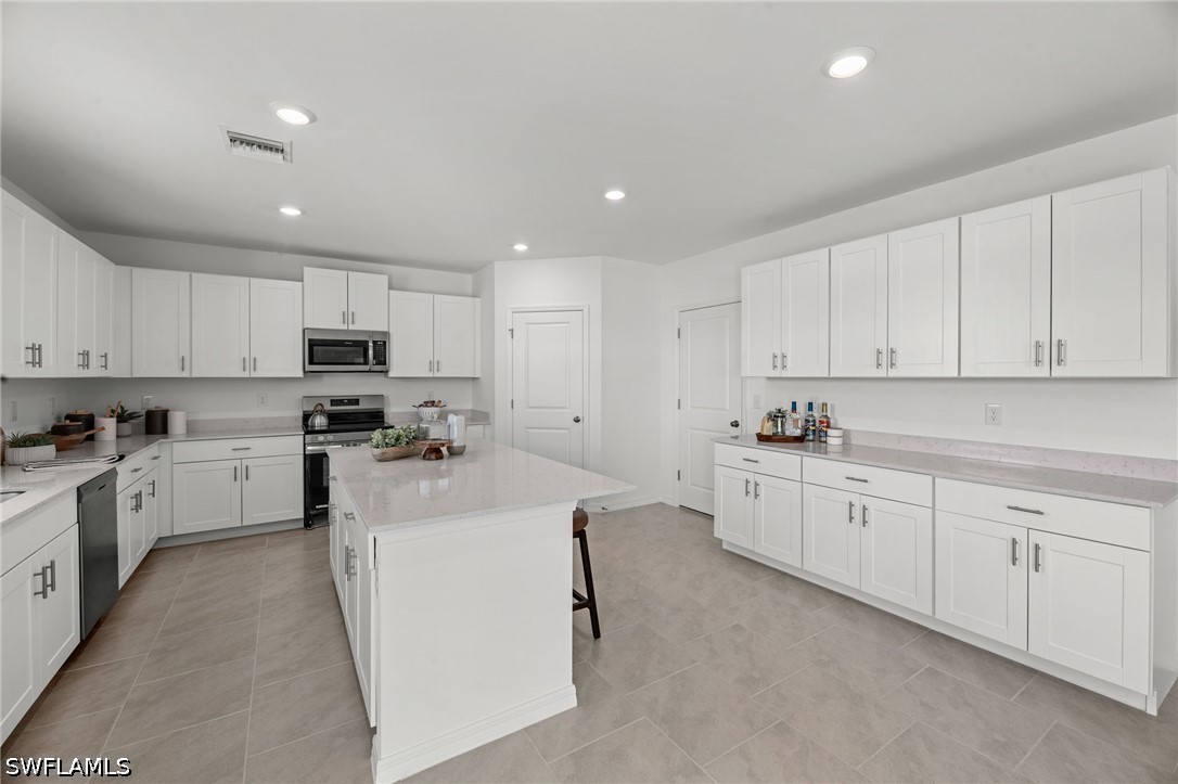 4 Bed SingleFamilyResidence for Sale in Crane Landing, photo 7