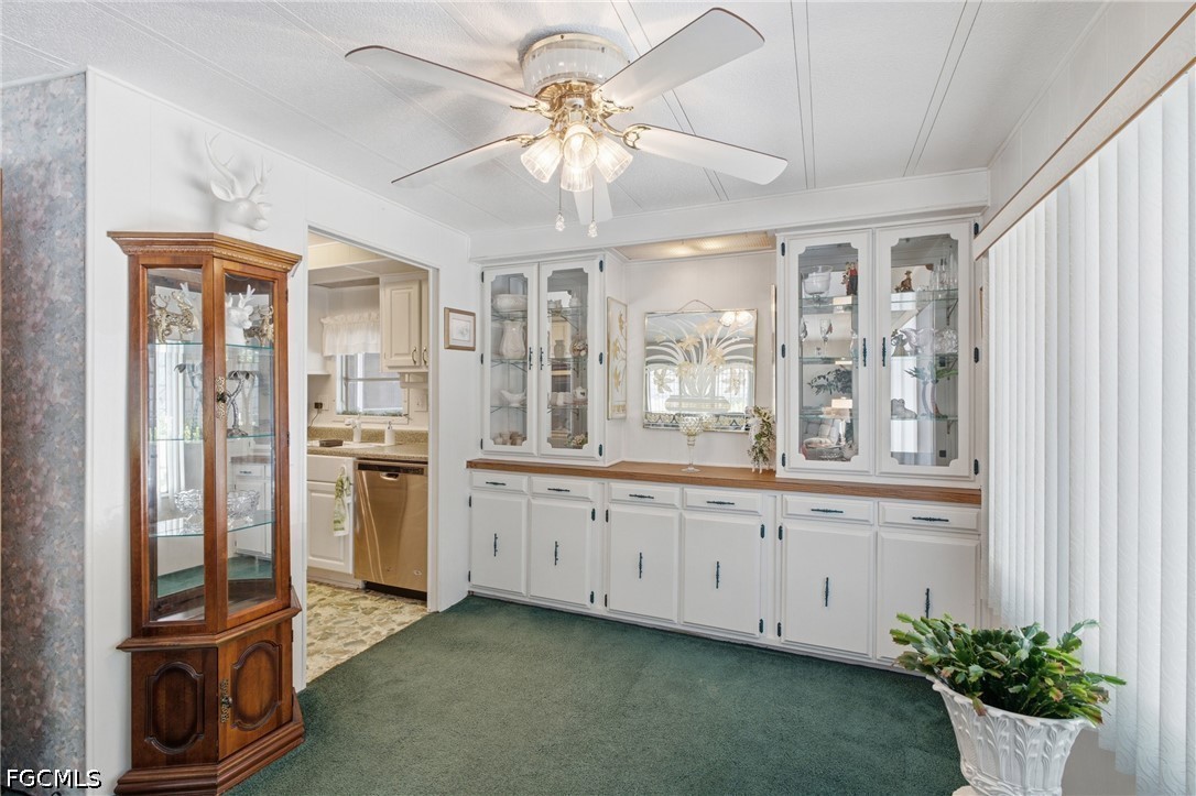 2 Bed ManufacturedHome for Sale in Carriage Village, photo 7