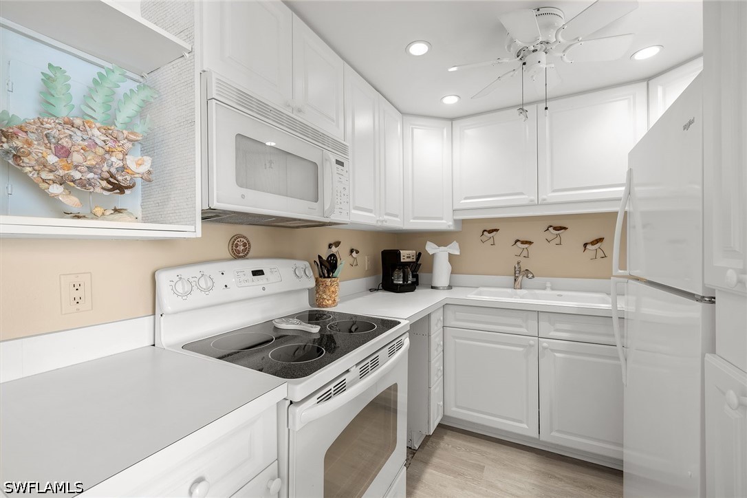 2 Bed Waterfront Home for Sale in Marco Island, photo 7