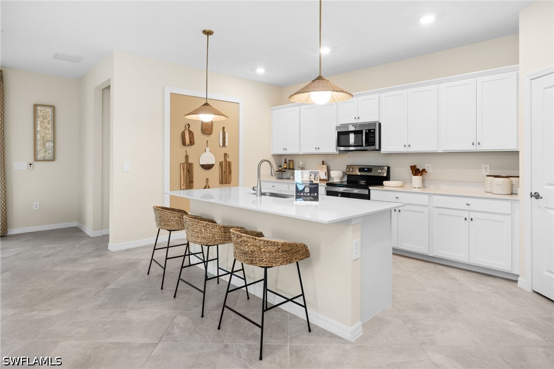 4 Bed SingleFamilyResidence for Sale in North Fort Myers, photo 7