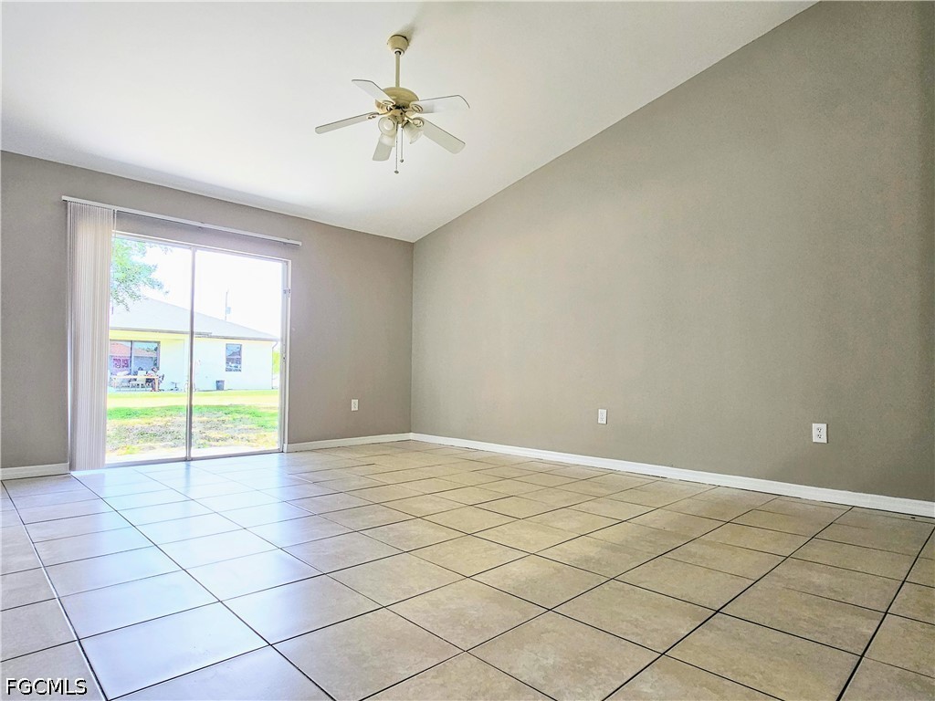 3 Bed Duplex for Sale in Lehigh Acres, photo 7