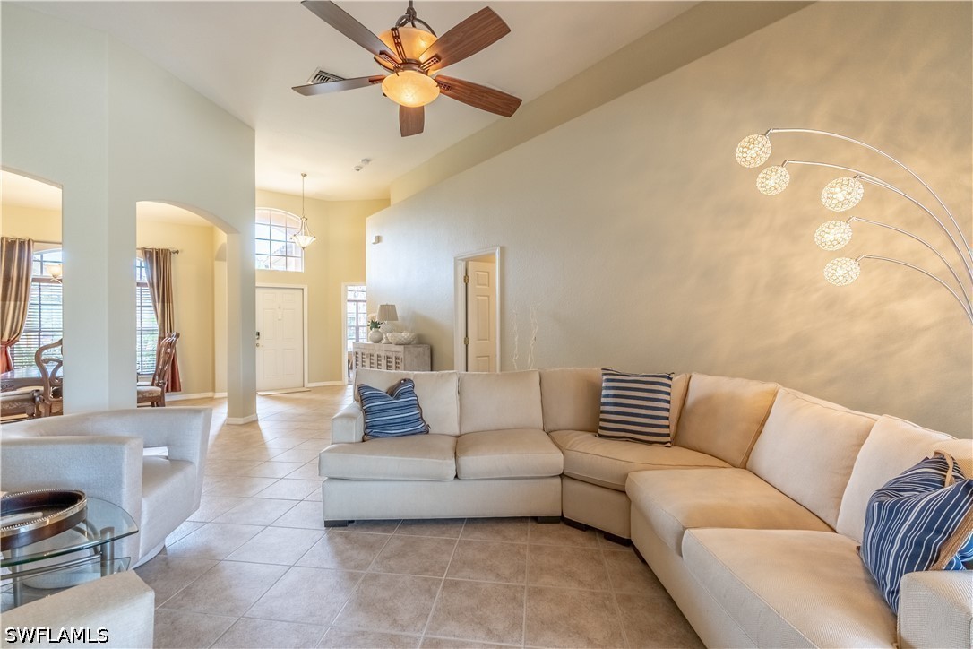 4 Bed Pool Home for Sale in Stoneybrook, photo 7