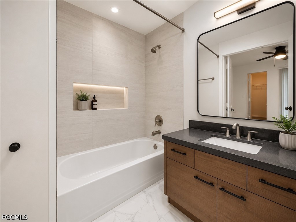 1 Bed Condominium for Sale in Venetian Palms, photo 7