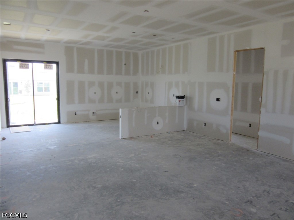 3 Bed SingleFamilyResidence for Sale in Lehigh Acres, photo 7