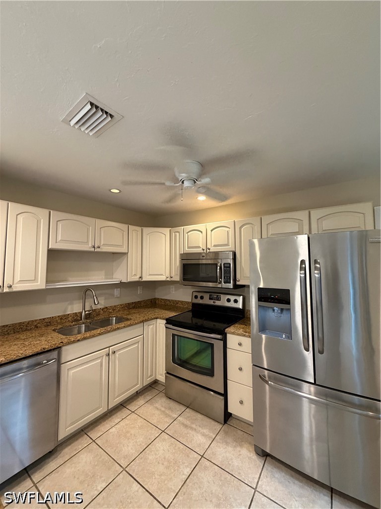 3 Bed SingleFamilyResidence for Sale in Naples, photo 7