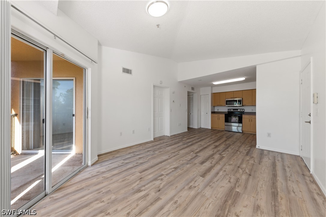 1 Bed Waterfront Home for Sale in Sanctuary, photo 7