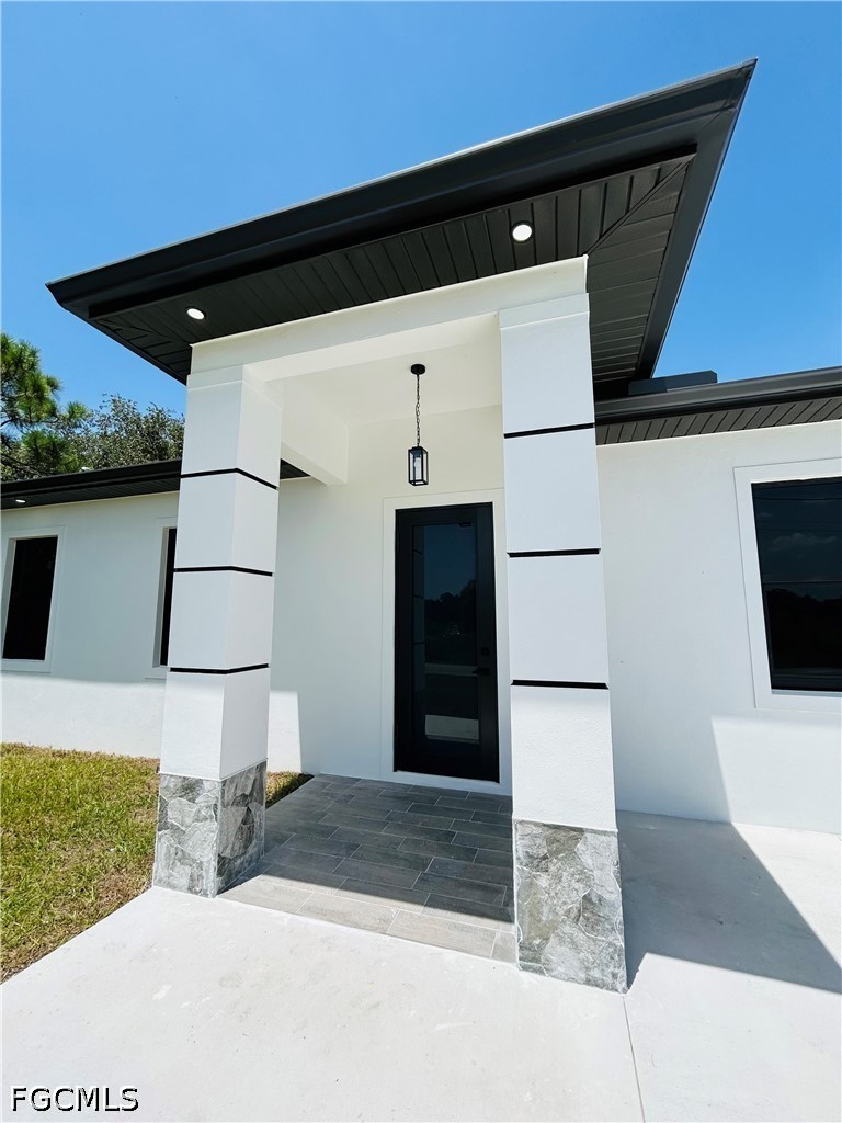 4 Bed SingleFamilyResidence for Sale in Lehigh Acres, photo 7