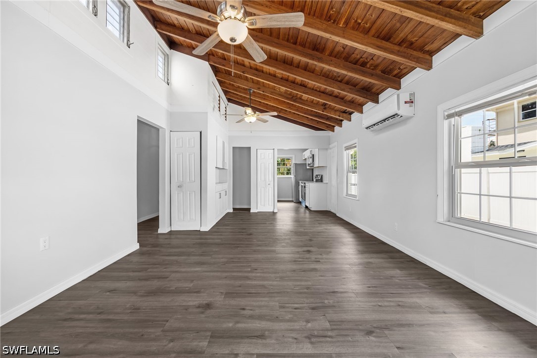 3 Bed SingleFamilyResidence for Sale in Naples, photo 7