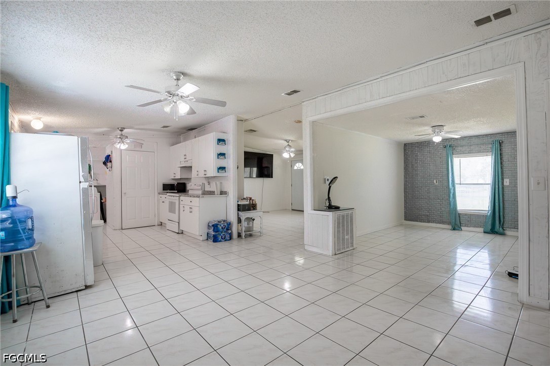 3 Bed ManufacturedHome for Sale in Clewiston, photo 7
