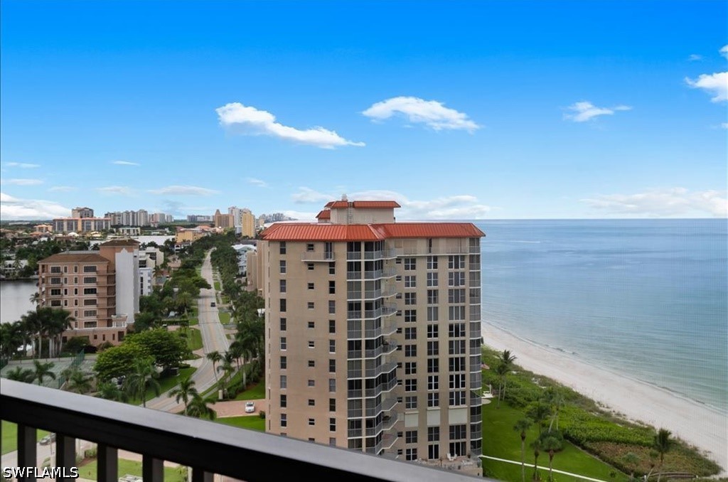 2 Bed Waterfront Home for Sale in Naples, photo 7