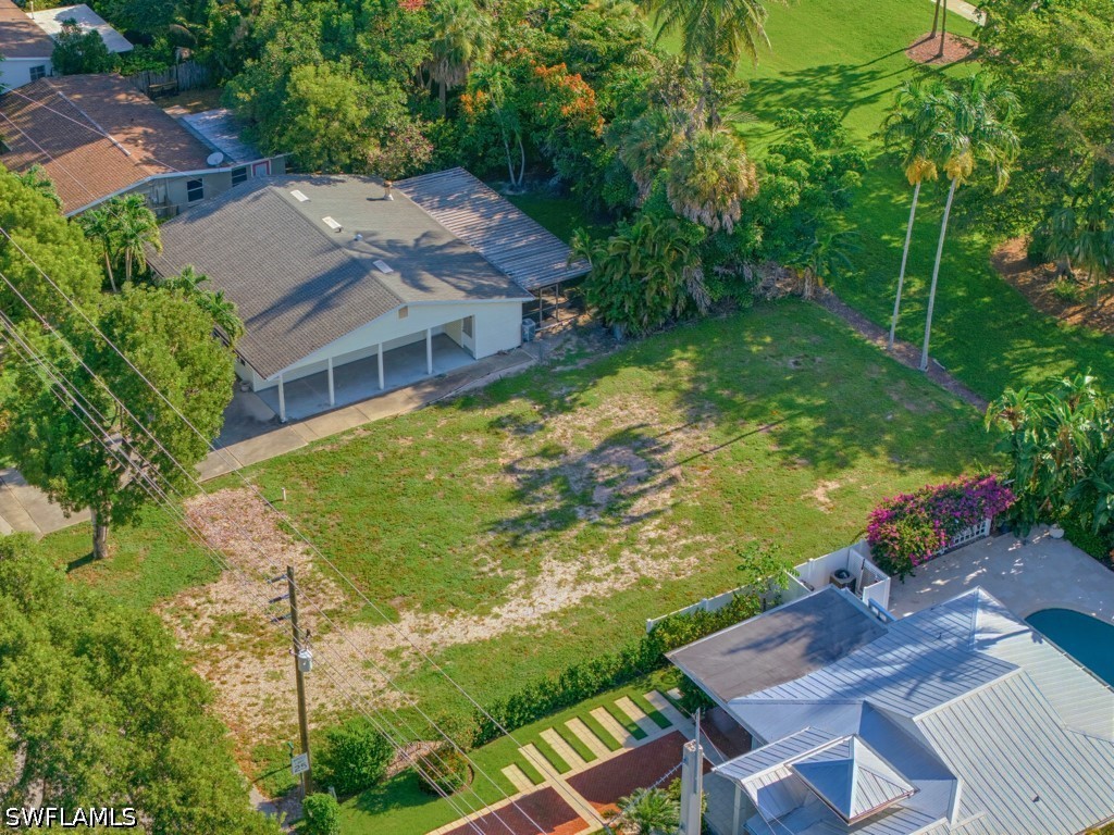 Residential for Sale in Lake Park, photo 7