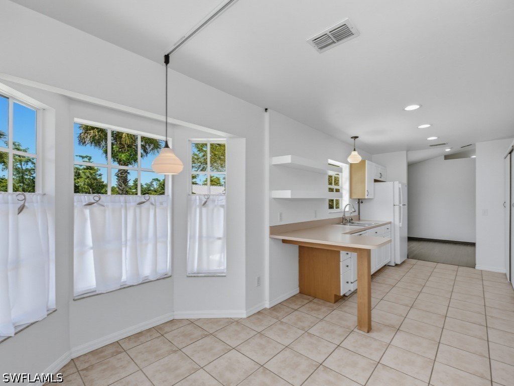 4 Bed SingleFamilyResidence for Sale in Naples, photo 7