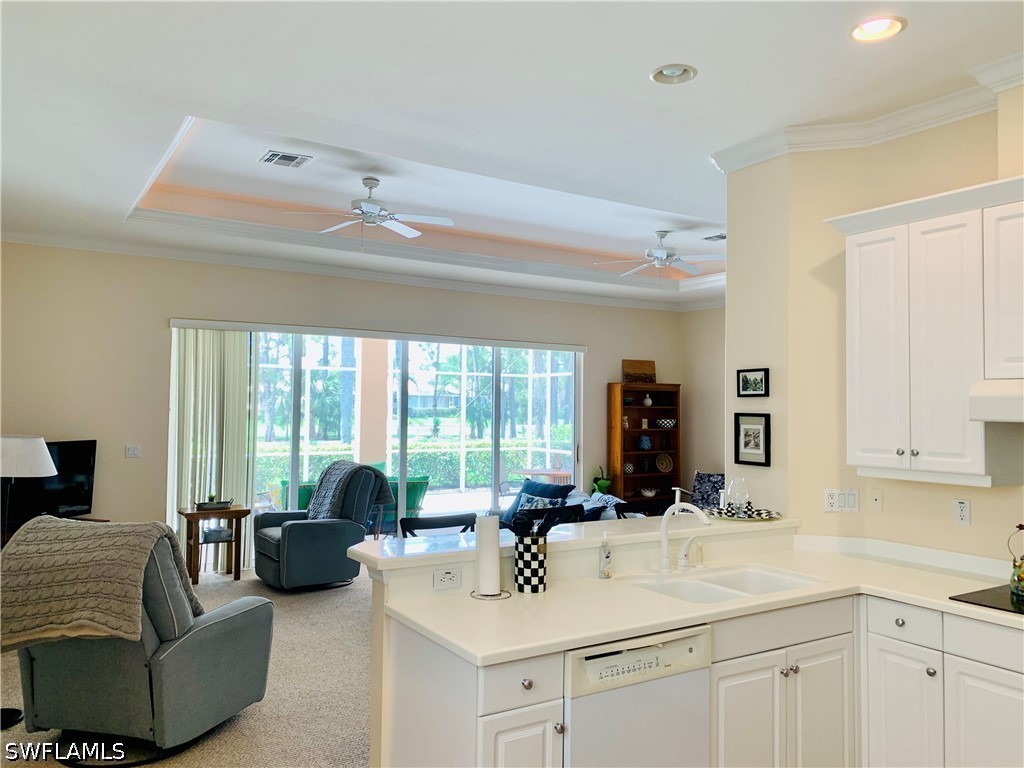 3 Bed SingleFamilyResidence for Sale in Naples, photo 7