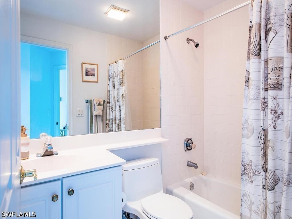 2 Bed Condominium for Sale in Naples, photo 7