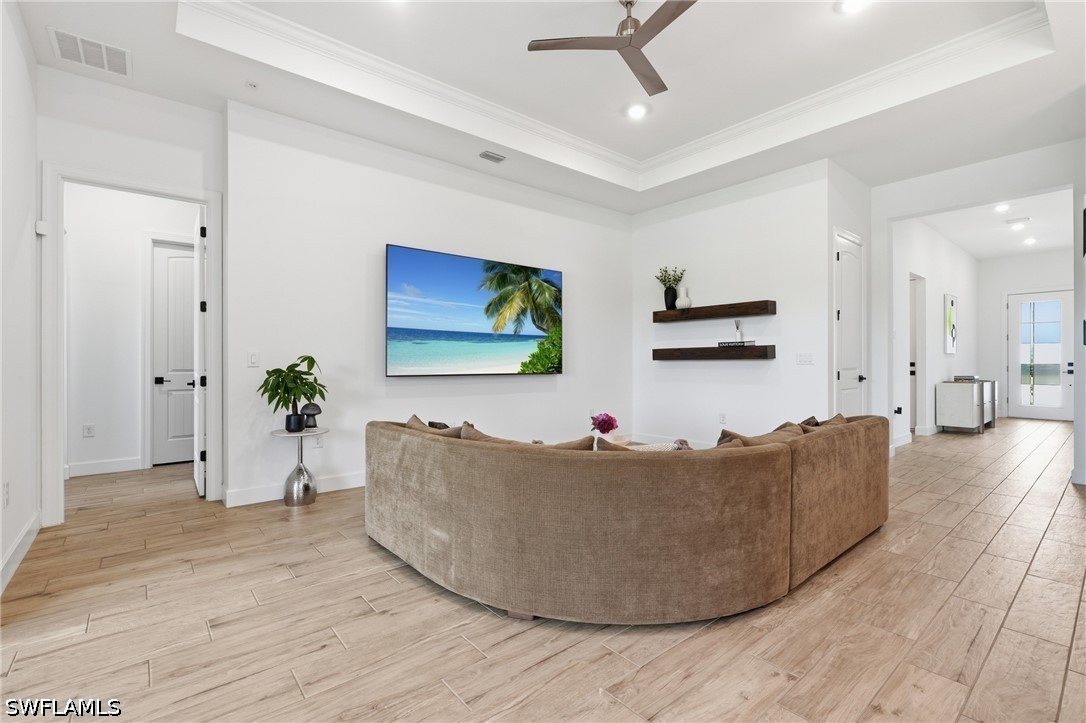 3 Bed Waterfront Home for Sale in Naples, photo 7