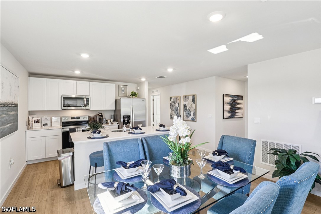 4 Bed SingleFamilyResidence for Sale in Asher Park, photo 7